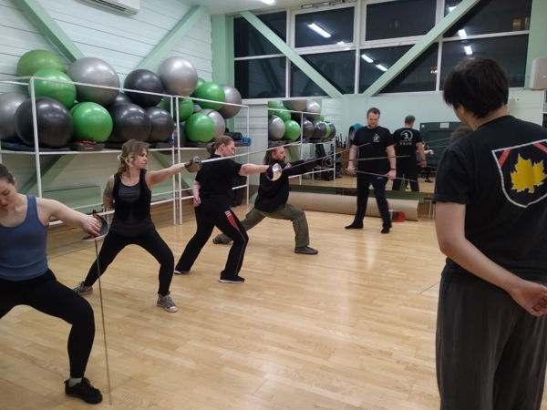 Занятия в клубе дуэльного фехтования "Ultimatum" для взрослых в Москве