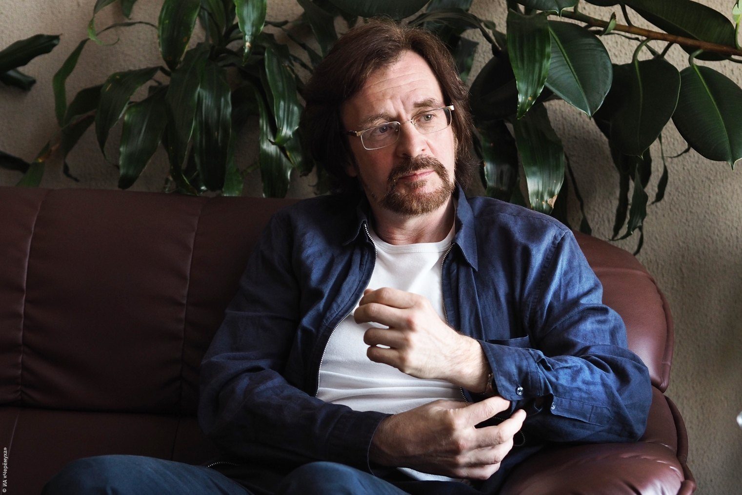 Книжный клуб. Встреча с Михаилом Жебраком