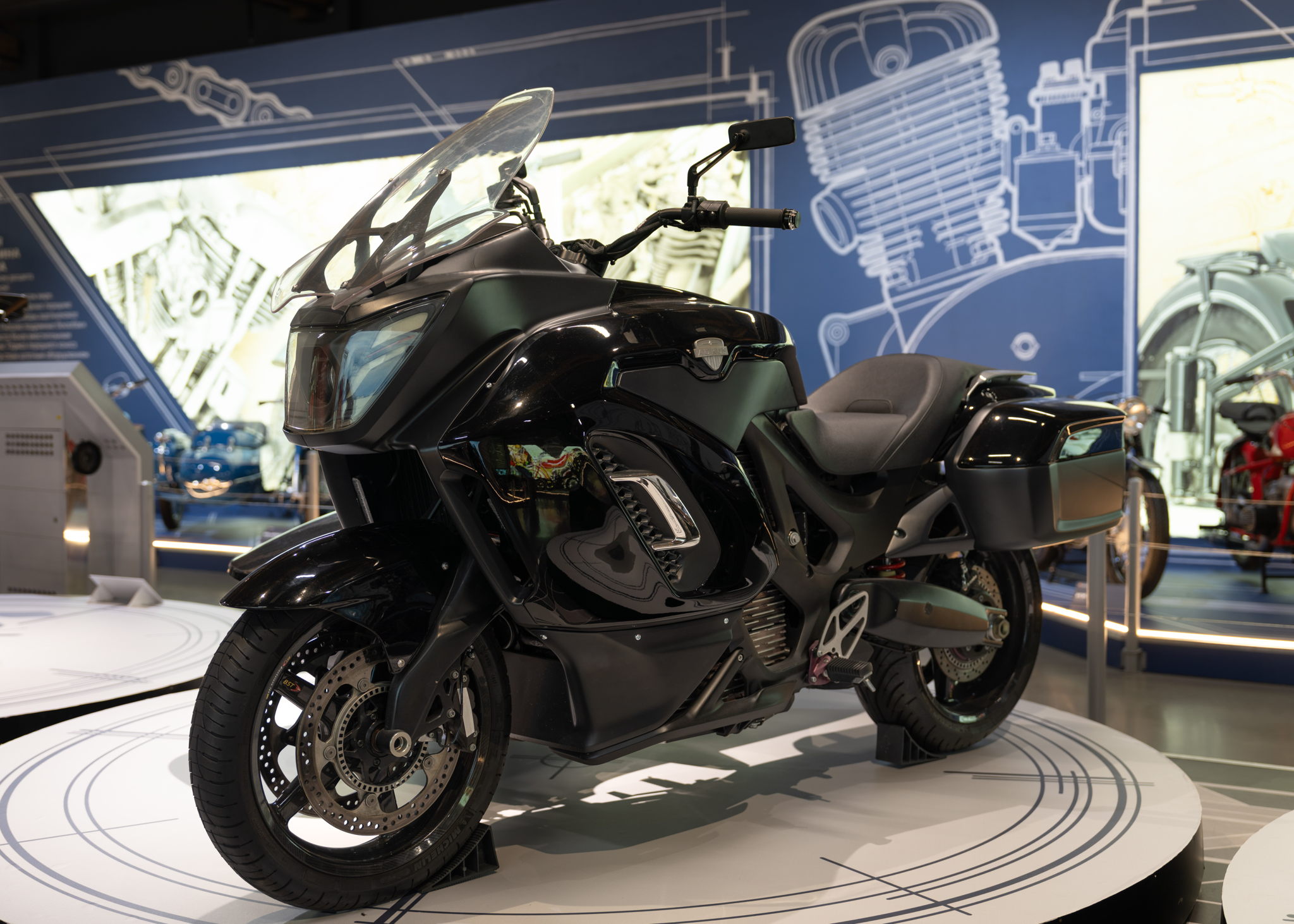 Лекция «Мотоцикл AURUS Merlon»