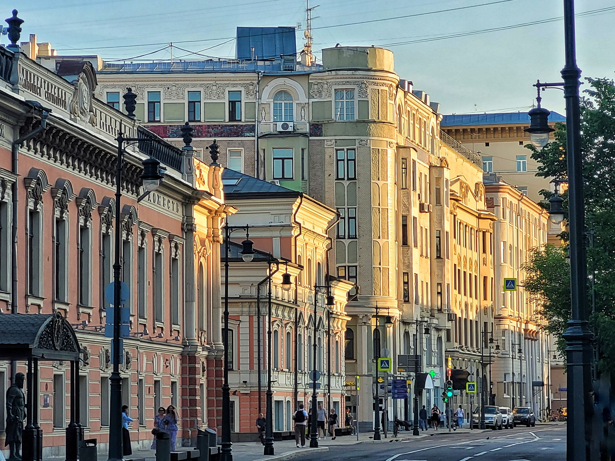 ХИТ-экскурсия «Роскошная Пречистенка»