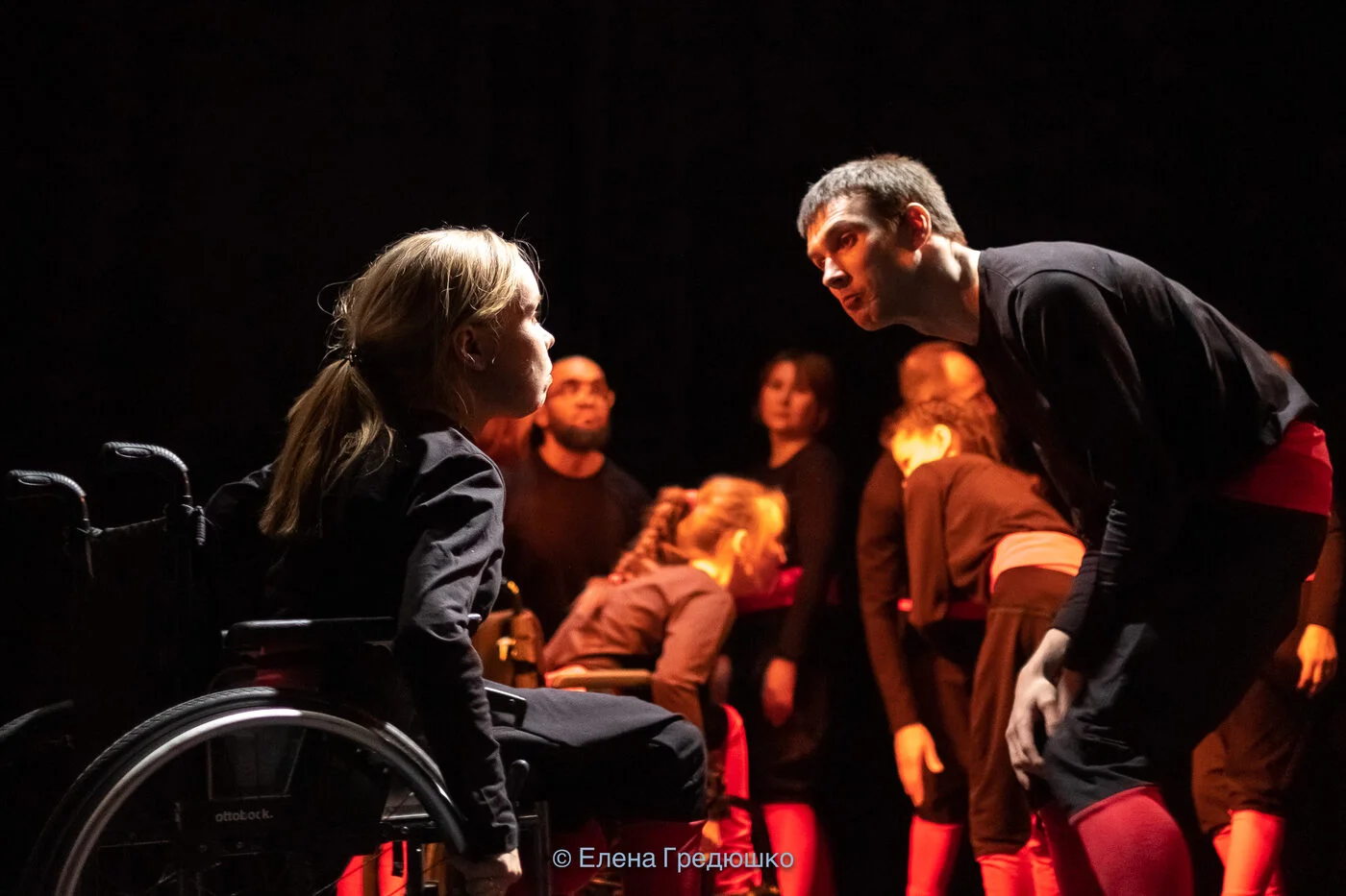 Импровизированный интерактивный спектакль "НормальНо"