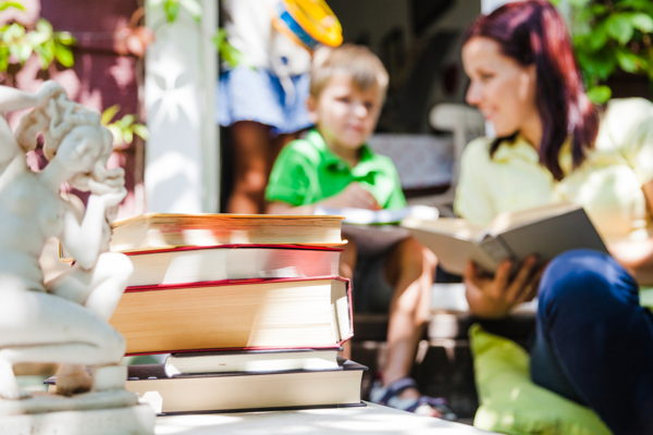 Детский книжный клуб «Книжный звездопад»