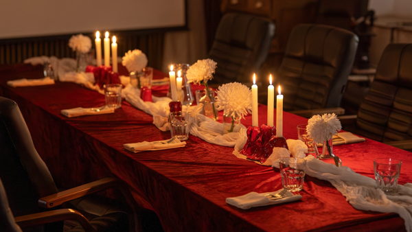 «Преступление и наказание»: театральный ужин в Едва Знакомы