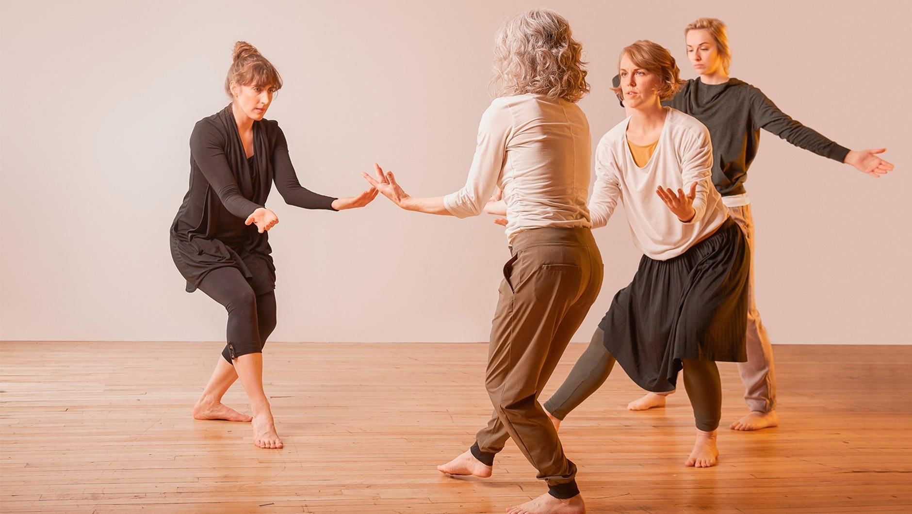 Танцевально-двигательная терапия