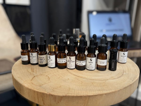 Дипломный вечер выпускников курса парфюмерии "Atelier de parfum"