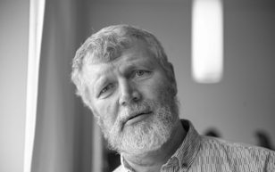 Поэтический вечер Сергея Завьялова в Порядке слов