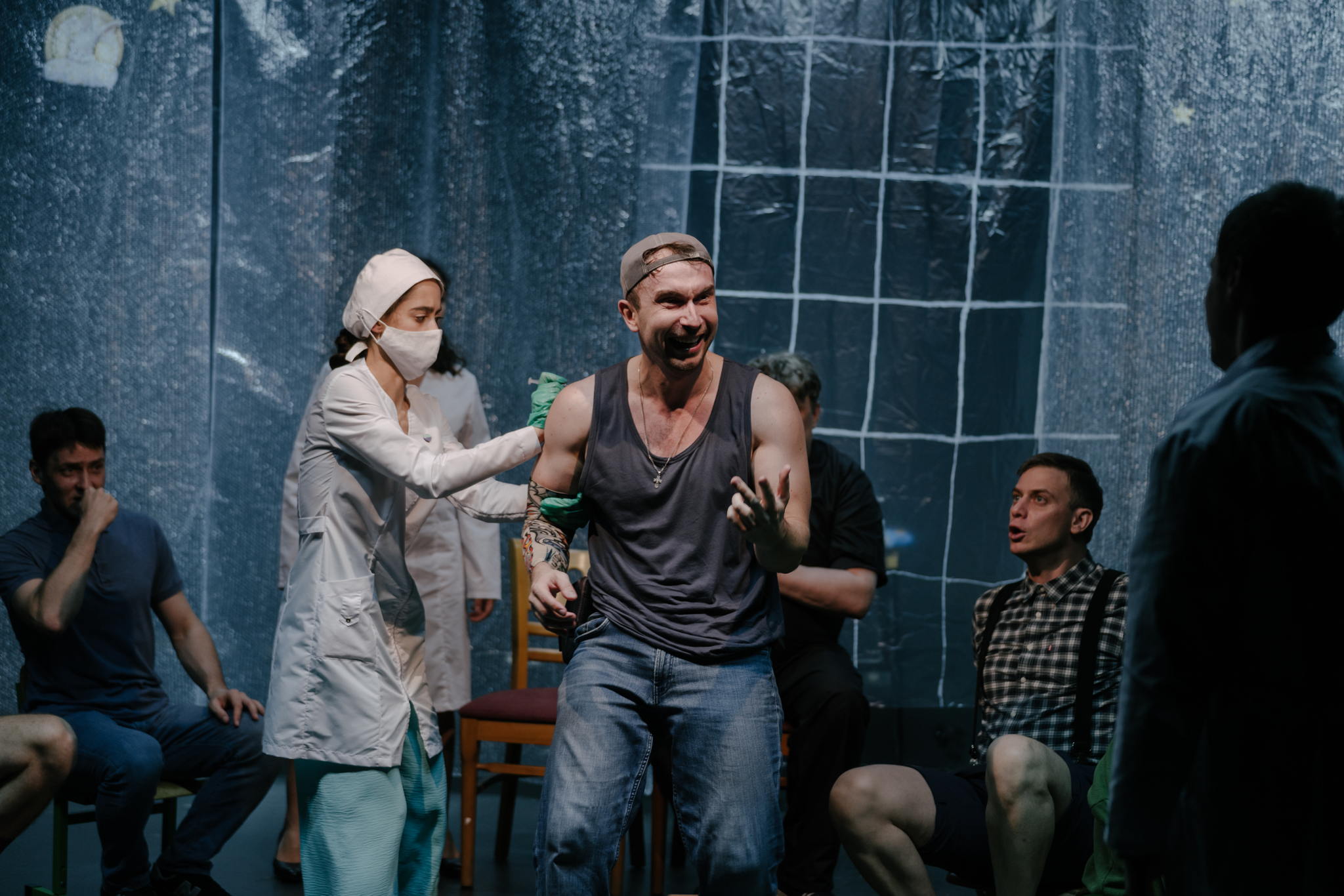 Учебный спектакль «Вы все нормальные!» реж. Ю. Зверева