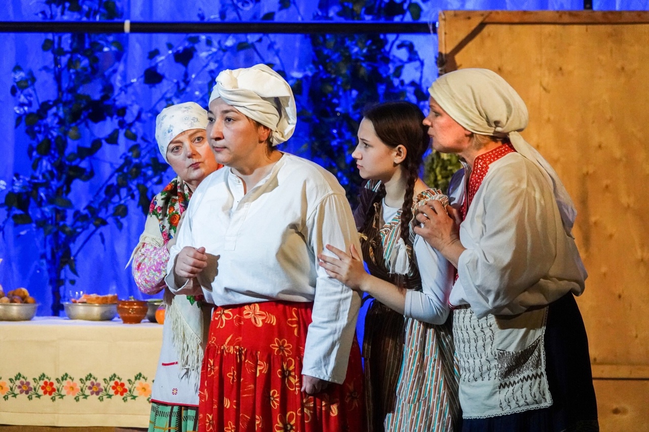 СПЕКТАКЛЬ «ШЕЛ КАЗАК ЧЕРЕЗ РЕЧКУ ДОМОЙ» (по мотивам пьесы В.Гуркина «Саня, Ваня, с ними Римас»), 18+