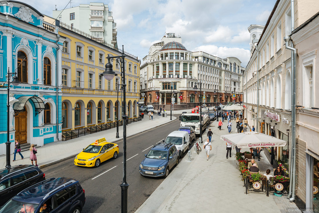 Улицы города москва. Улицы Москвы. Улочки Москвы. Москва улицы города. Центральные улочки Москвы.