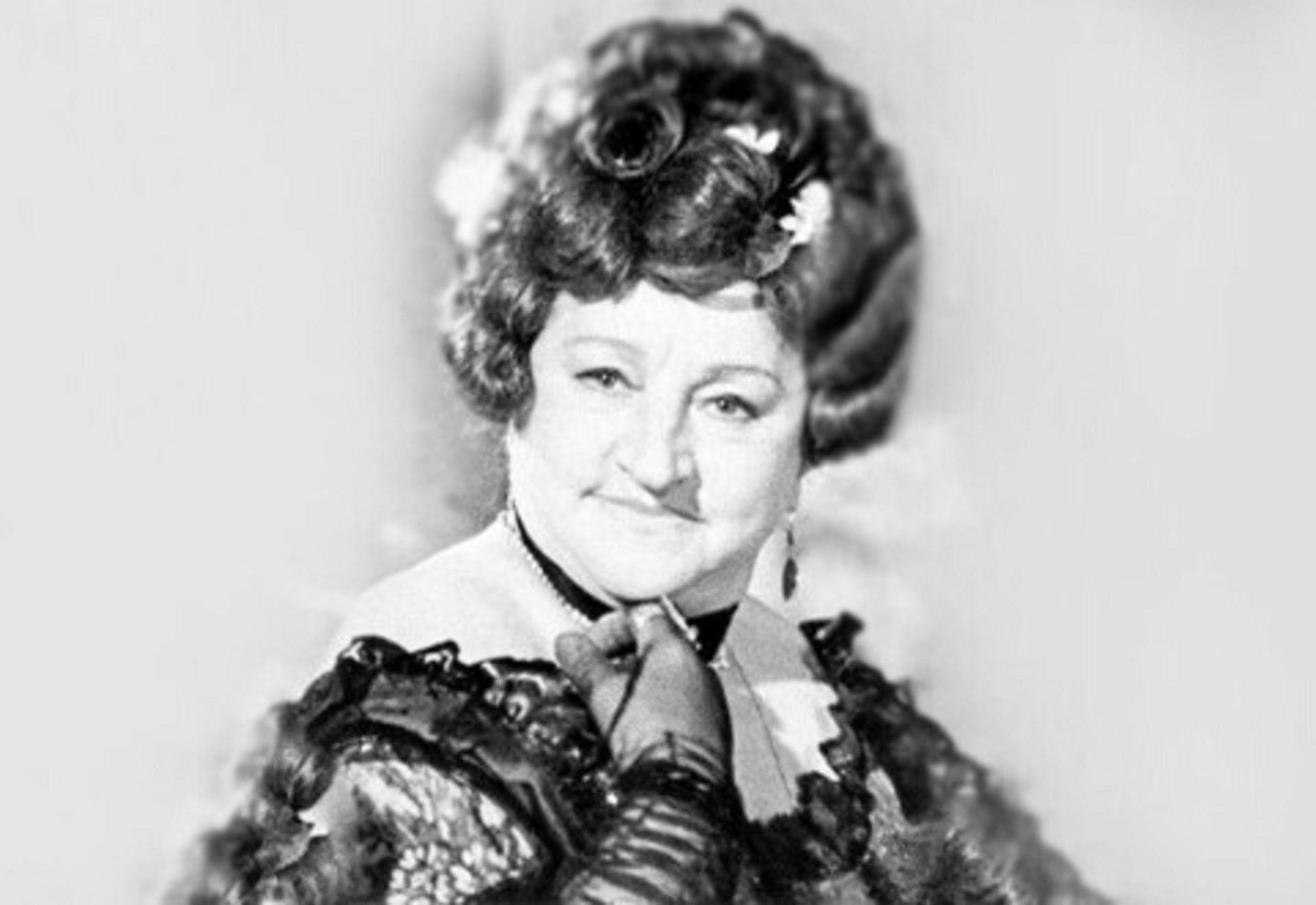 Моноспектакль "Королева ленинградской оперетты"