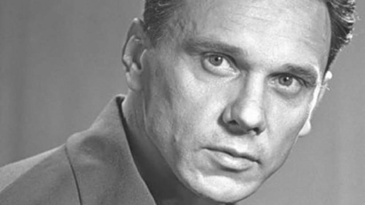 Моноспектакль "О герое былых времен..."