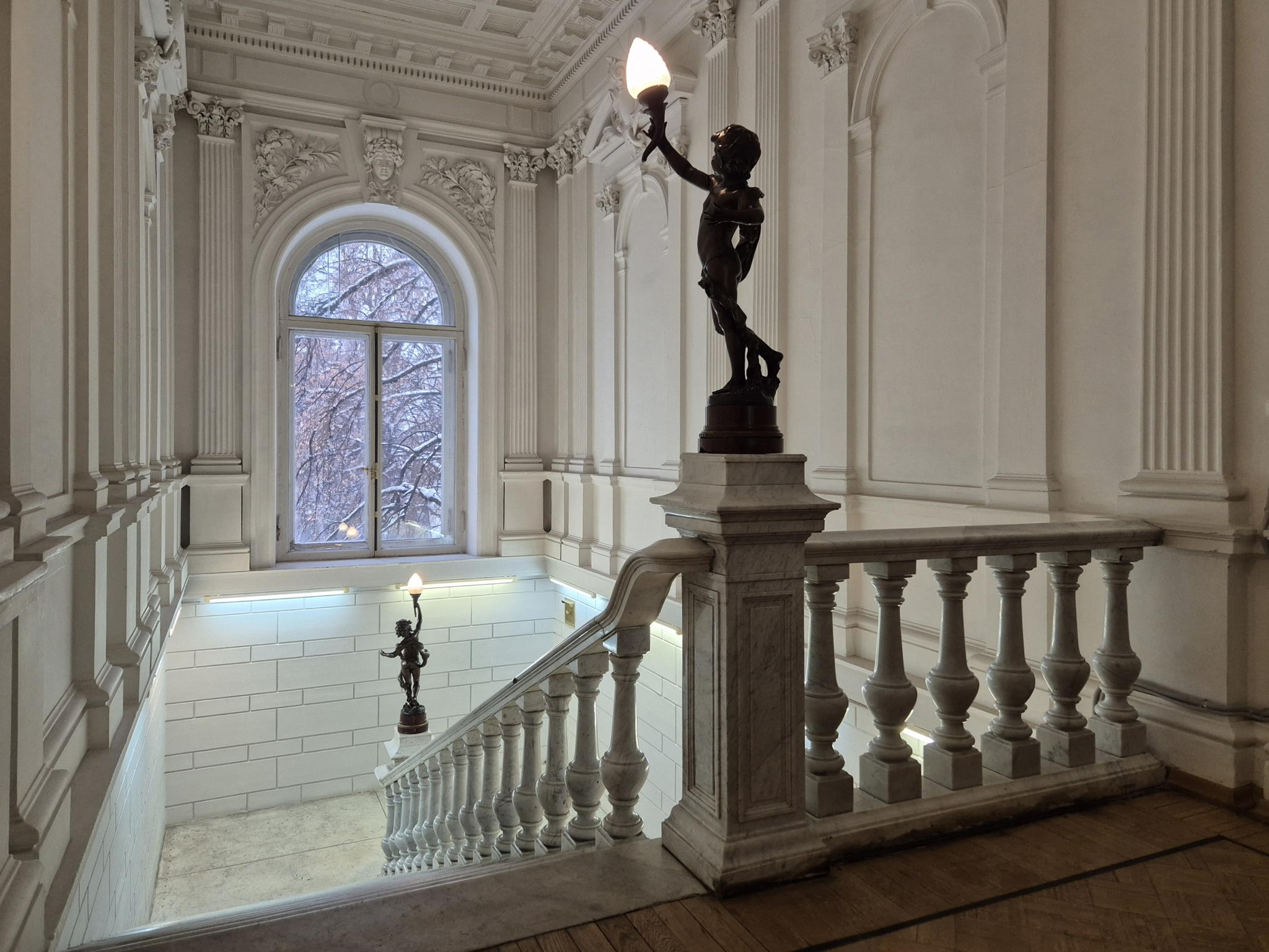 Экскурсия "Загадки старинного особняка на Знаменке"