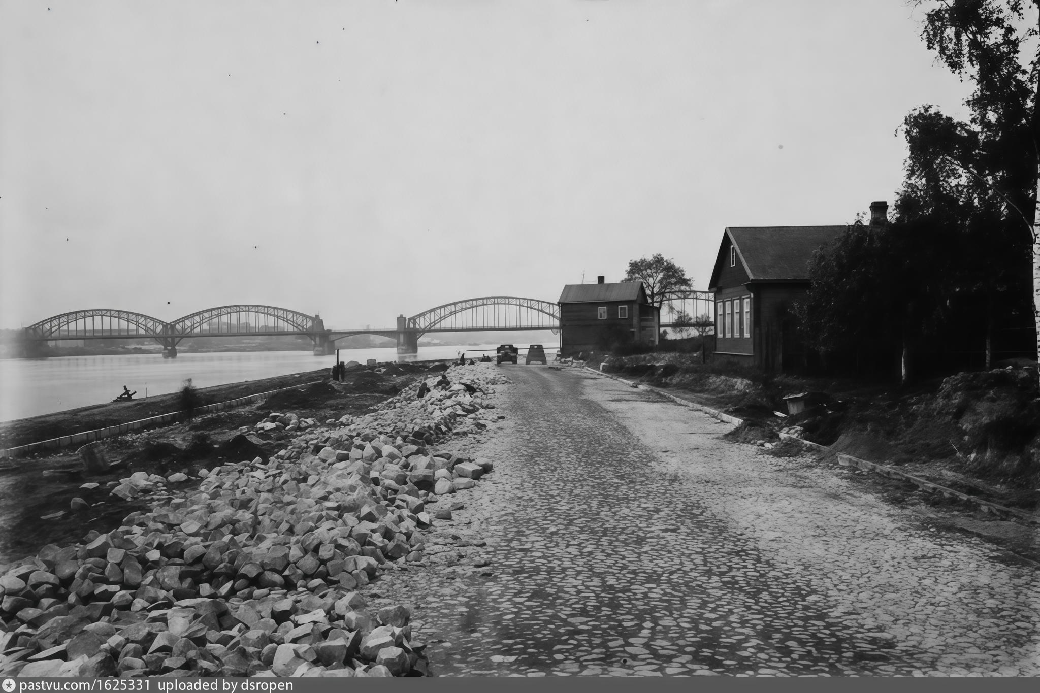 Лекция «Правый берег: история и архитектура»