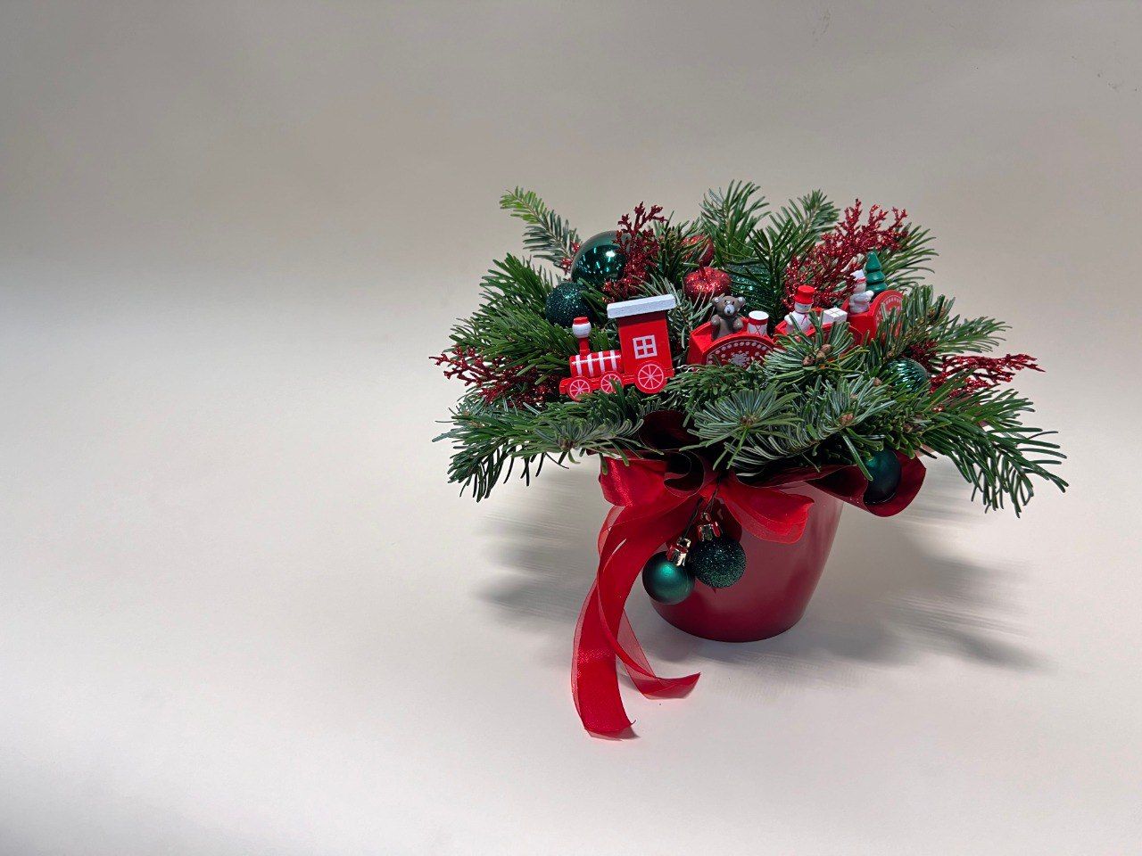 ДЕТСКИЙ НОВОГОДНИЙ ФЛОРИСТИЧЕСКИЙ МАСТЕР-КЛАСС