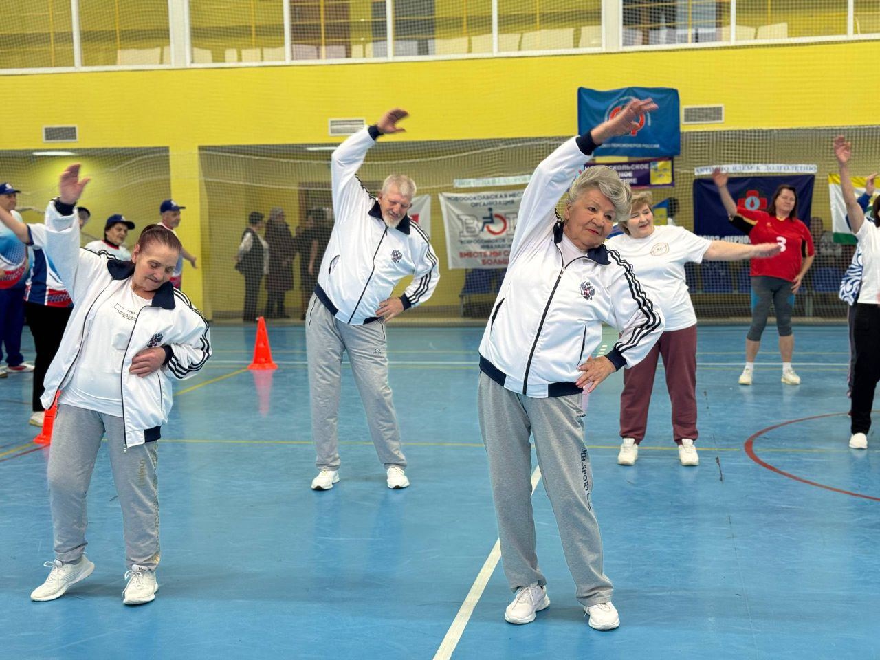 ОНЛАЙН гимнастика сидя "Движение — жизнь и здоровье!"