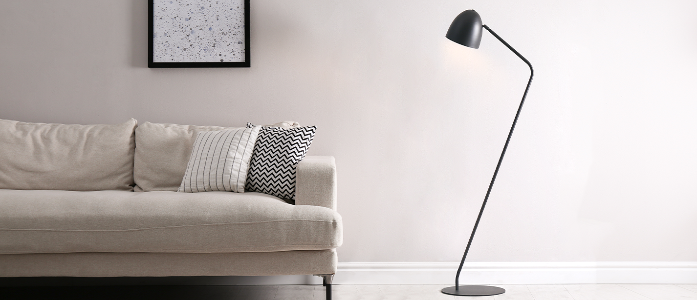 Люстры в интерьере 2022. Стильный светильник в интерьере 2021. Модный интерьер. Тренды освещения 2024. Люстры модные тенденции.