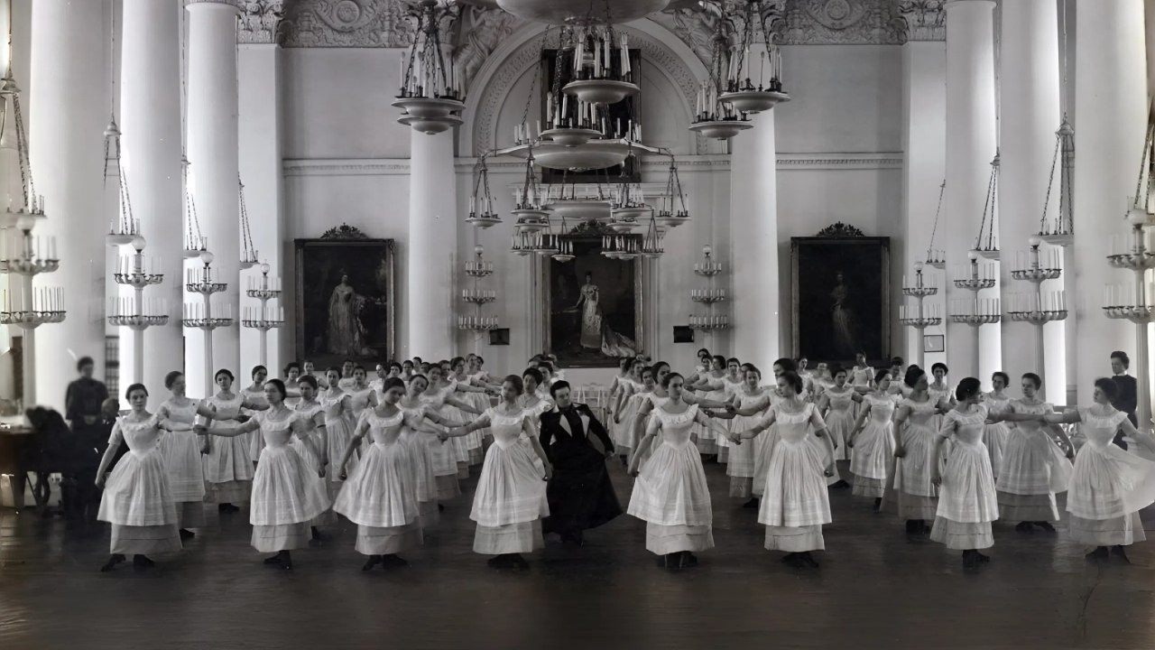 Вечер «Выпускницы Смольного: тихая сила, преобразившая эпоху»