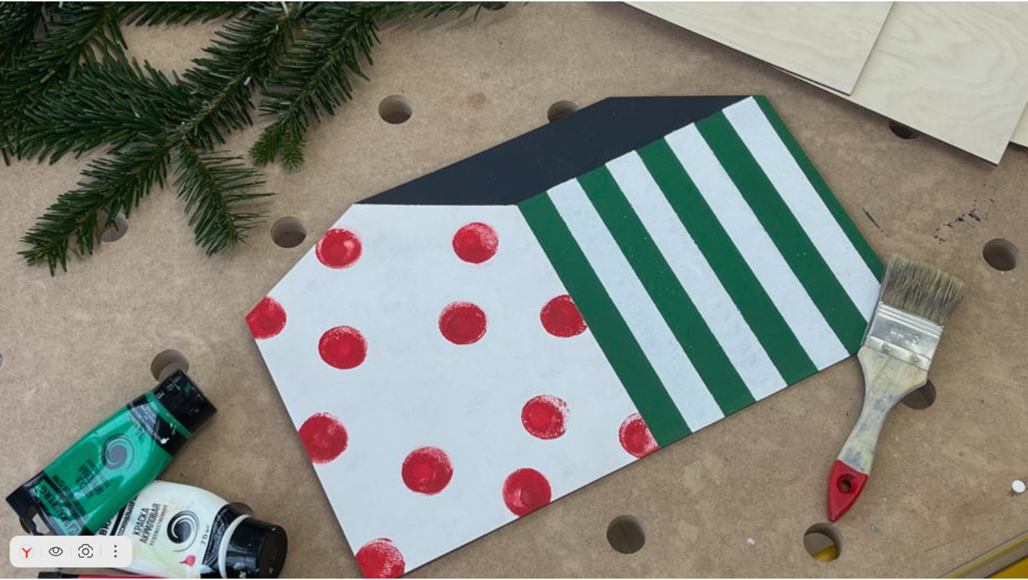 Домик из дерева. Декор