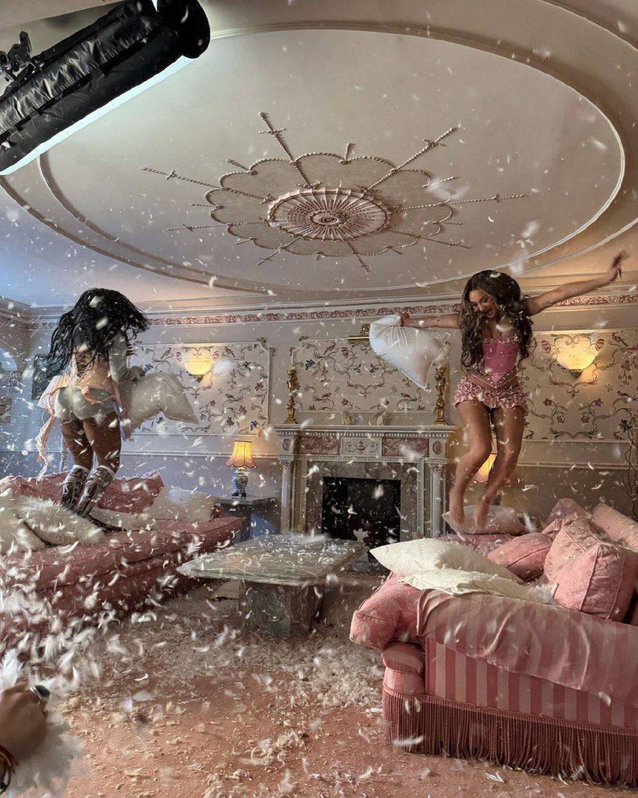 Happy End x 128bpm: 8 марта