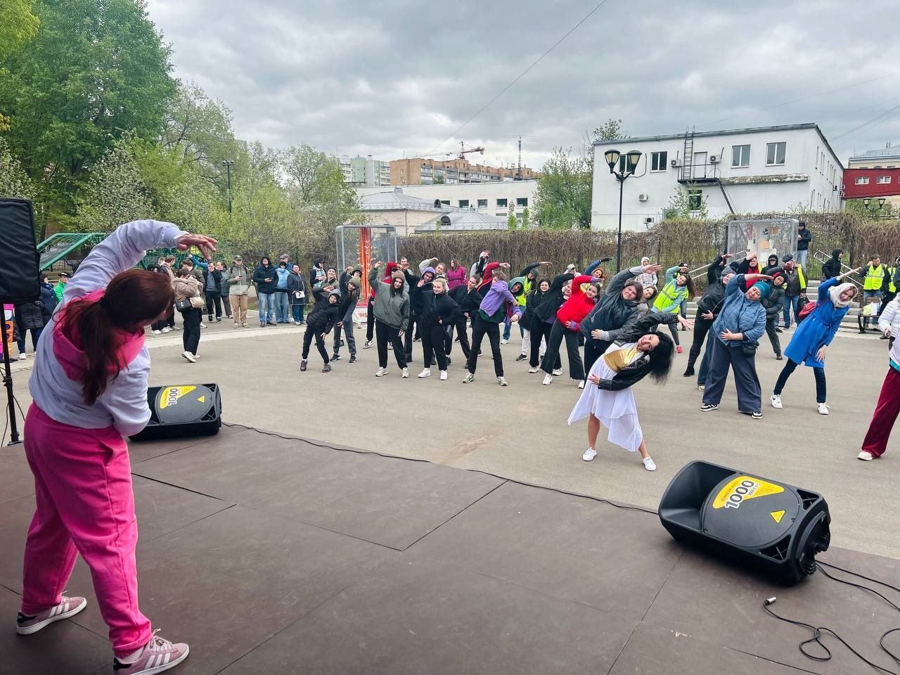 Занятие по растяжке