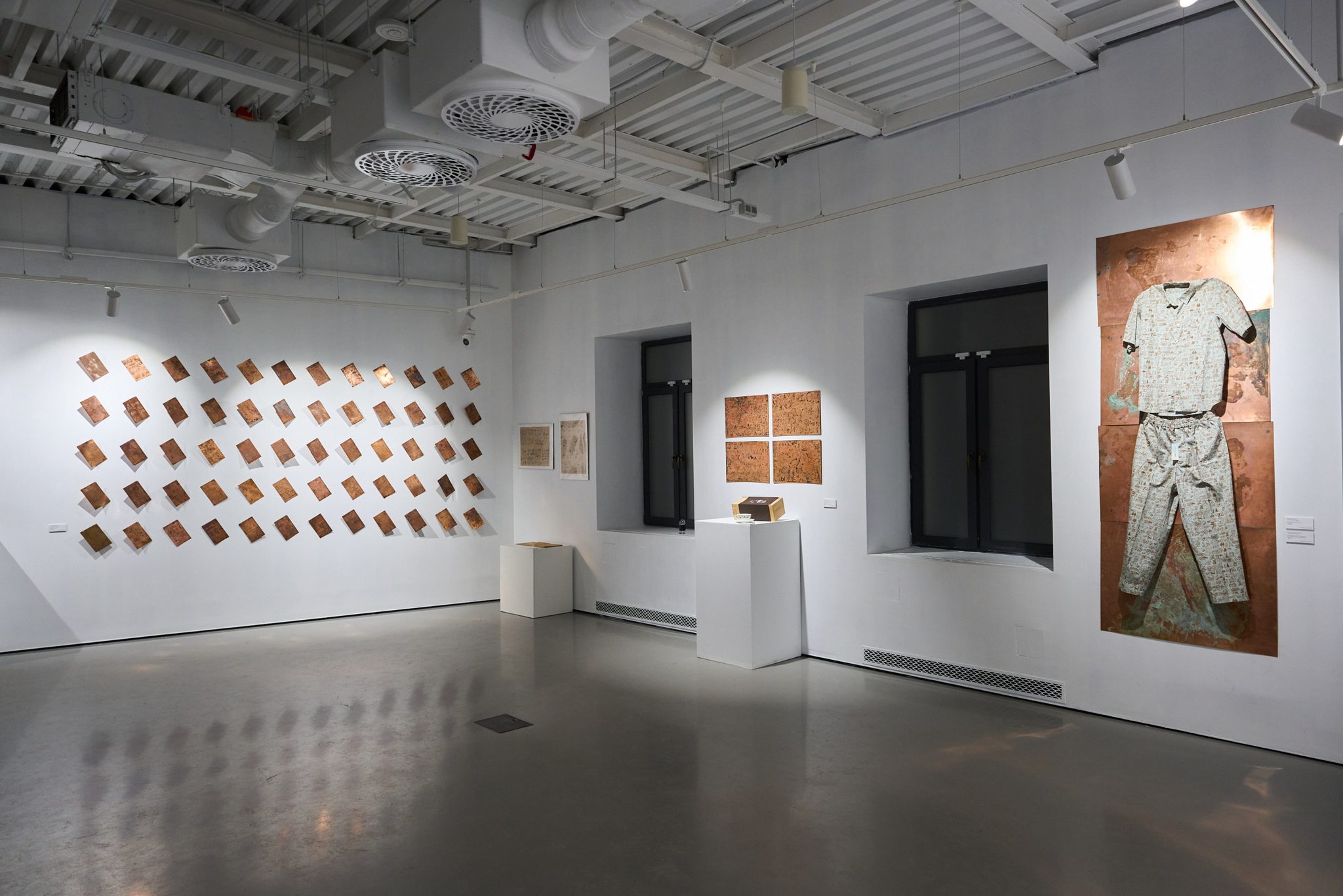 Экскурсия по выставкам SISTEMA GALLERY «РЕБУС» — Сергей Бугаев-Африка и «‎Go. Went. Gone.» Southside Grooven