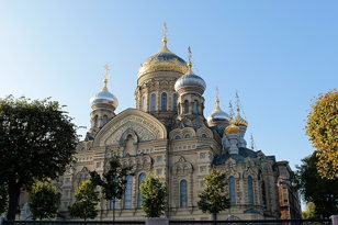 Пешеходная экскурсия "Подворье на берегах Невы"