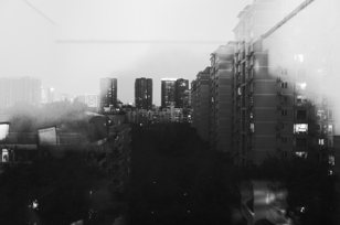  Окраины: нуарный коллаж