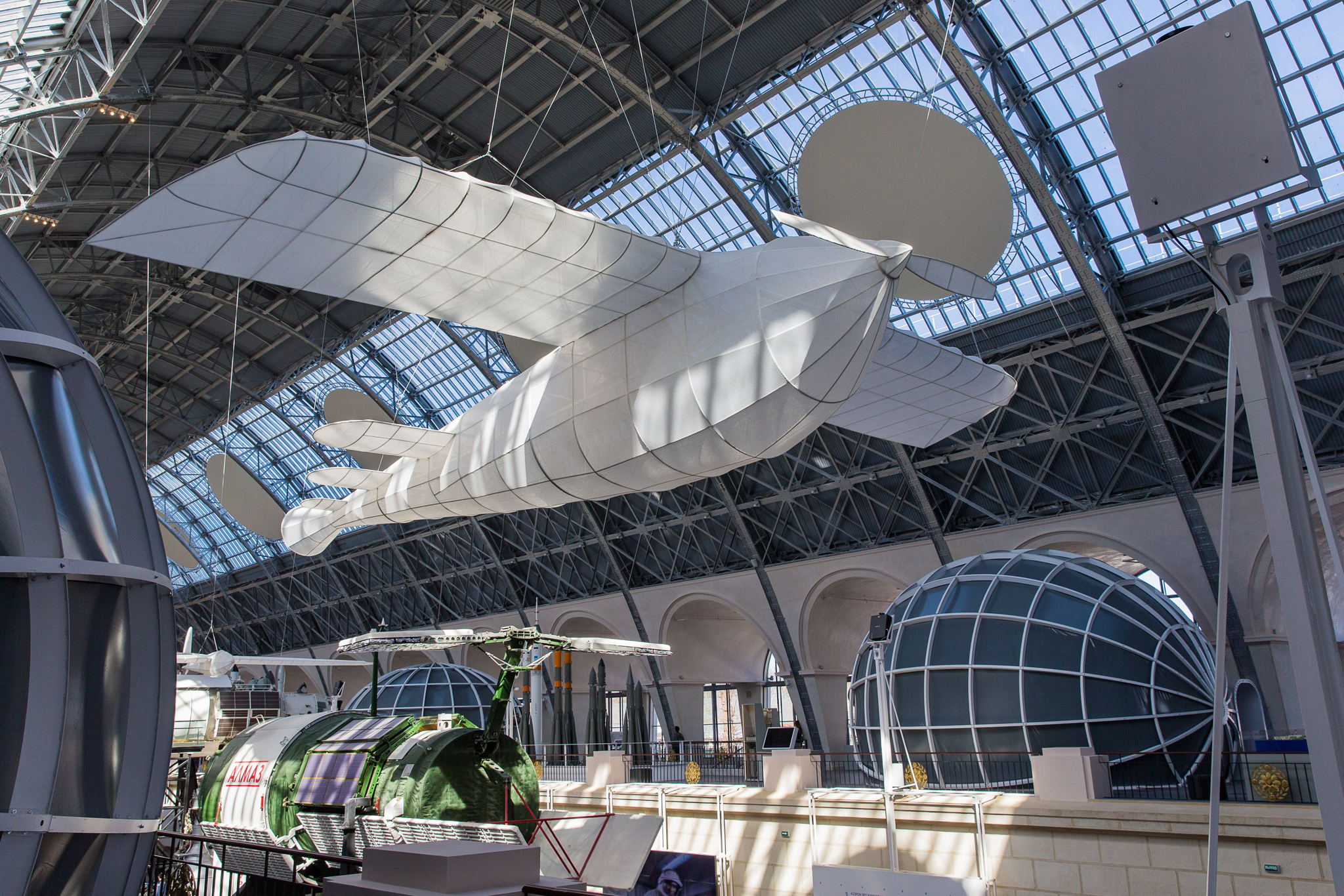 Тематическая экскурсия «В гости к крылатым машинам»