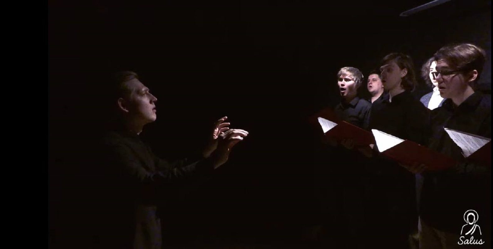 Концерт мужского хора Salus «С нами Бог»