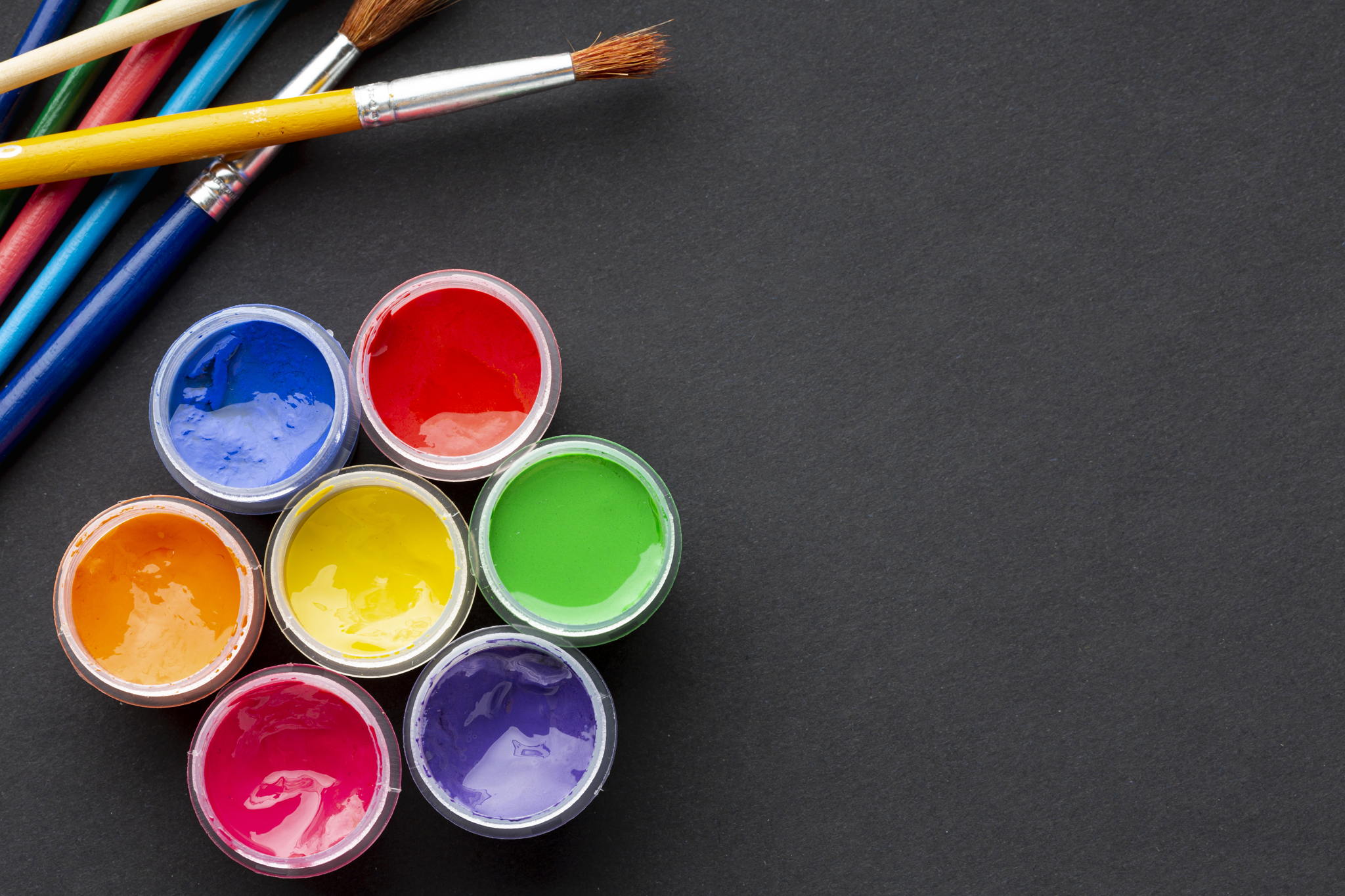 Творческое занятие «Искусство детям: история красок»