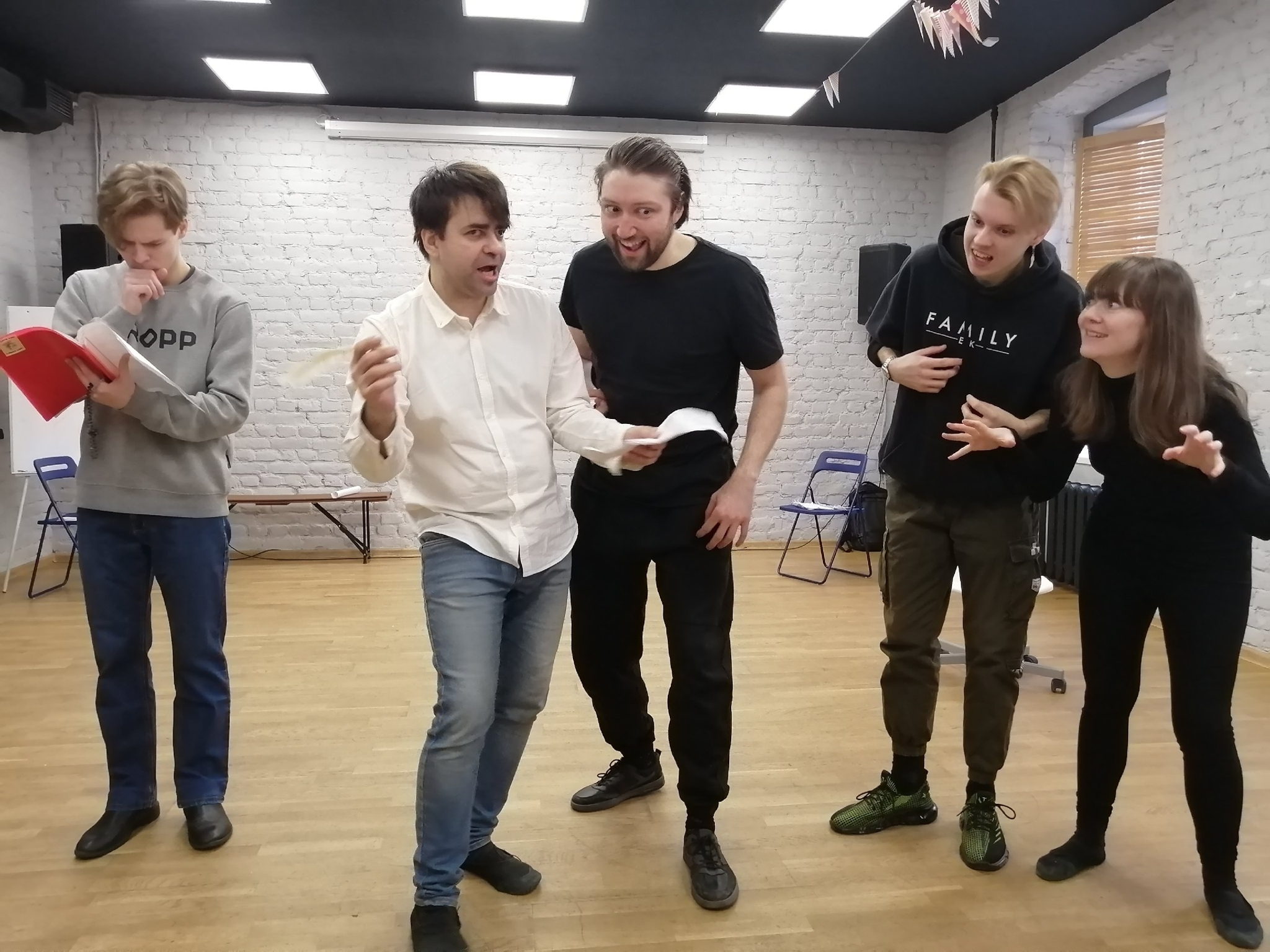 Актёрский тренинг от театра Angel Street: «Движение и чувство»