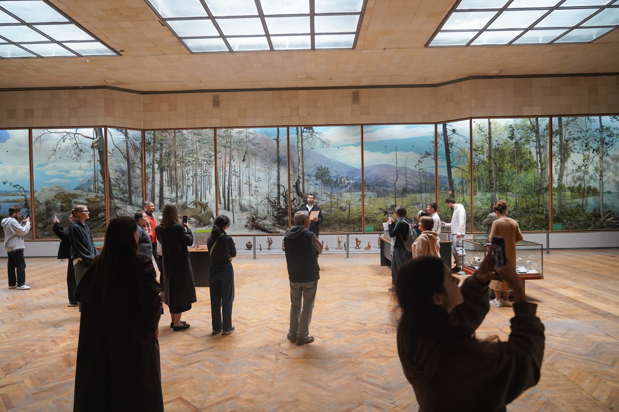 Арт-индустриальный маршрут Уральской индустриальной биеннале современного искусства: ЕКАТЕРИНБУРГ — МИАСС — ЕКАТЕРИНБУРГ