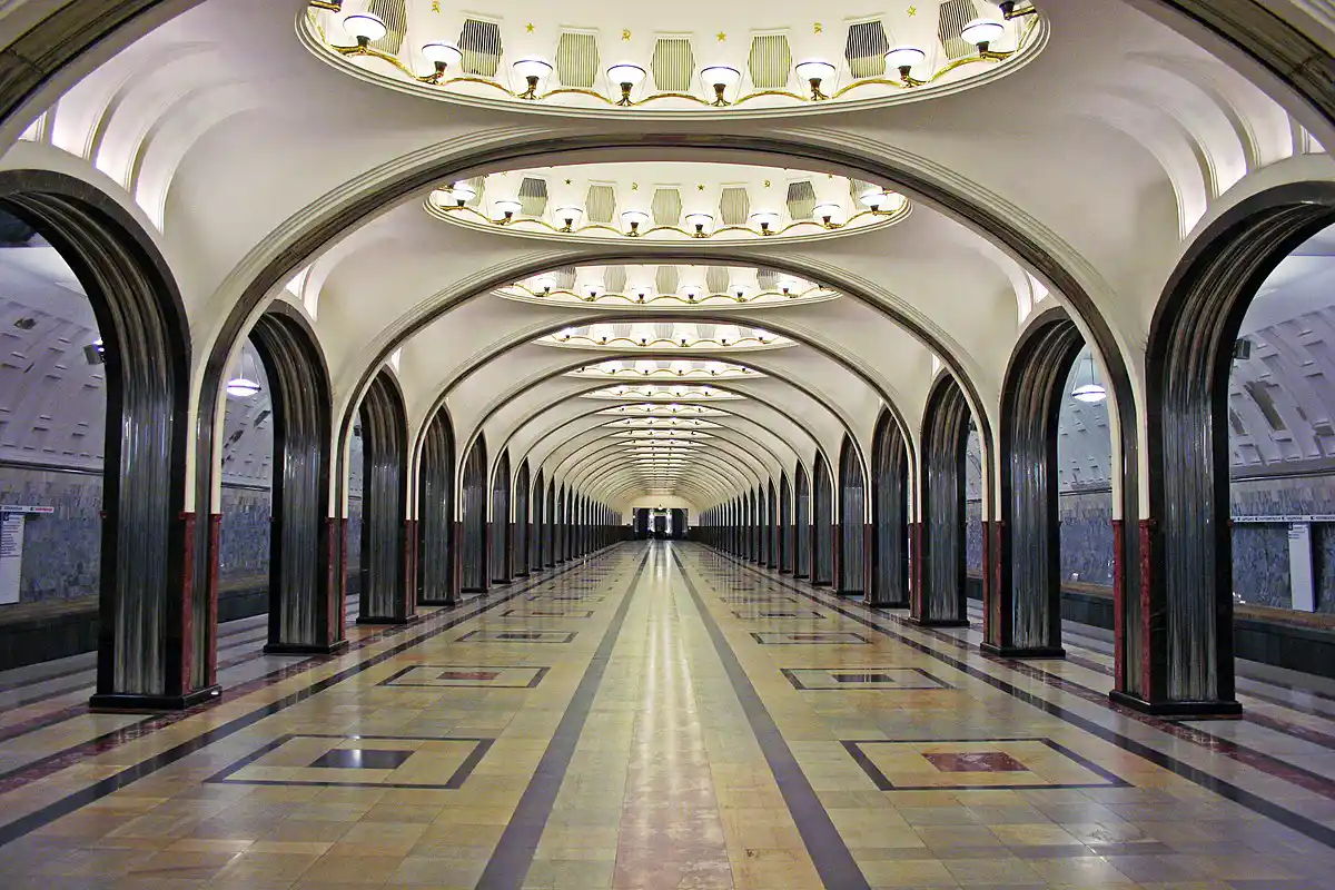 Экскурсия «Метро: путешествие во времени»