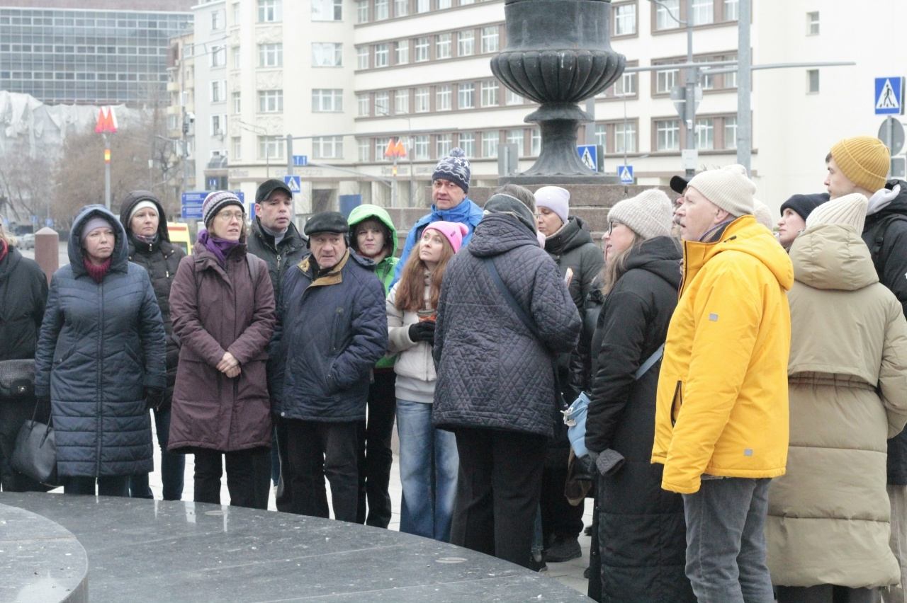 Экскурсия "От Лизиного пруда до библиотеки"