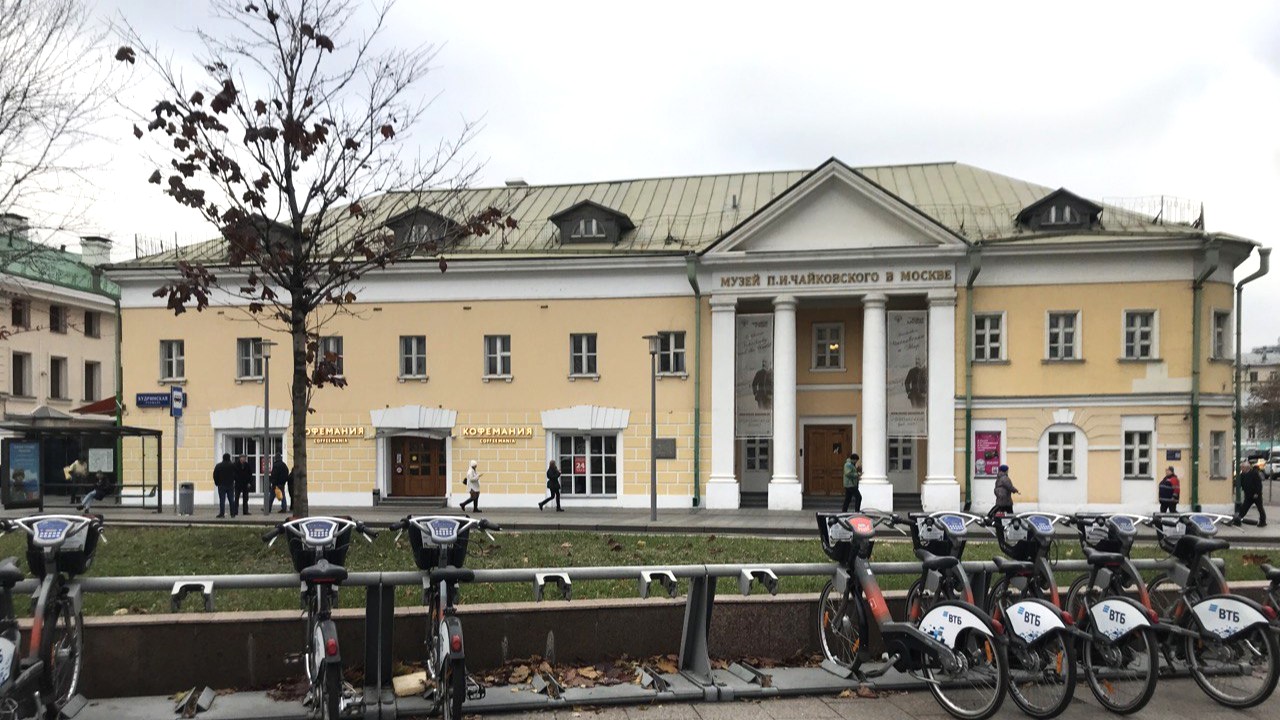 Кудринская площадь и окрестности. гуляем с татьяной капковой