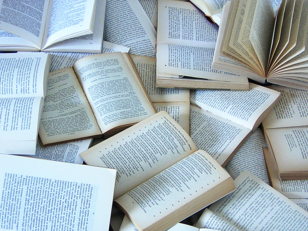 SPEAKING CLUB: Nothing to Read or Nowhere to Put the New Books?.. Reading and Life