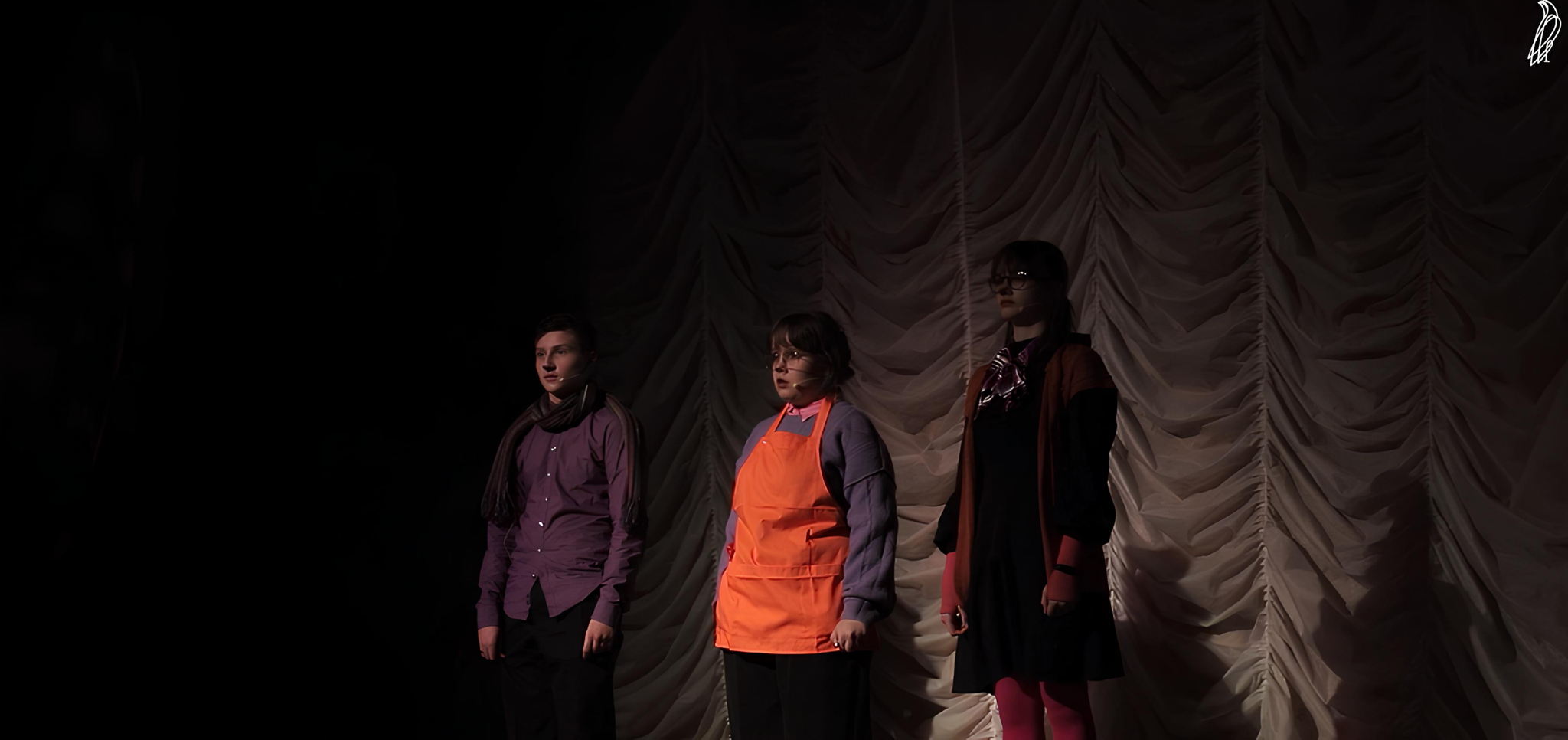 Марафон школьных театров: спектакль «Рыжий, честный, влюбленный»