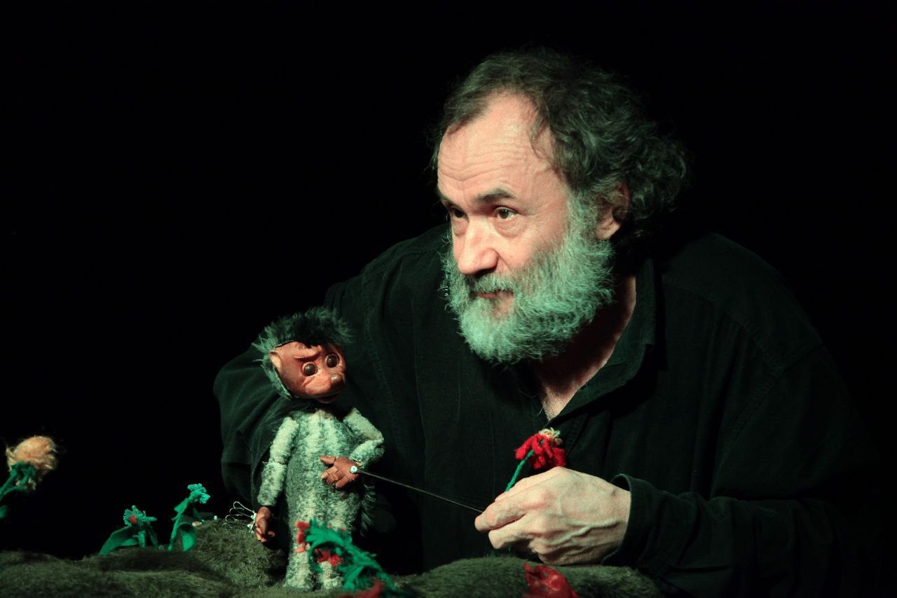 История Владимира Захарова, сибирского Папы Карло, под живую музыку для детей 5+