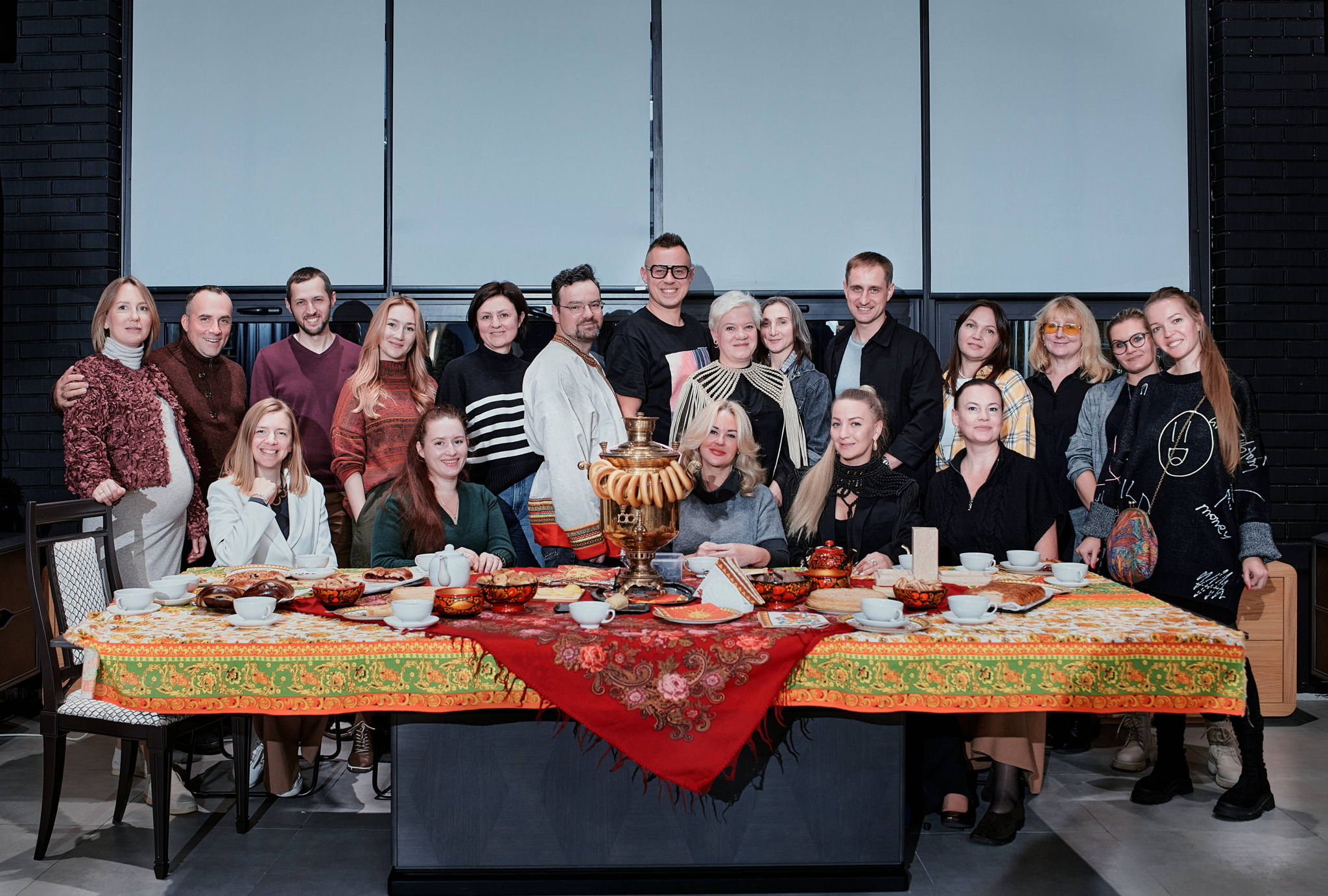 Регистрация на закрытую встречу от интерьерной выставки "Русский Дом"