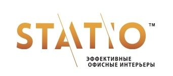 При участии