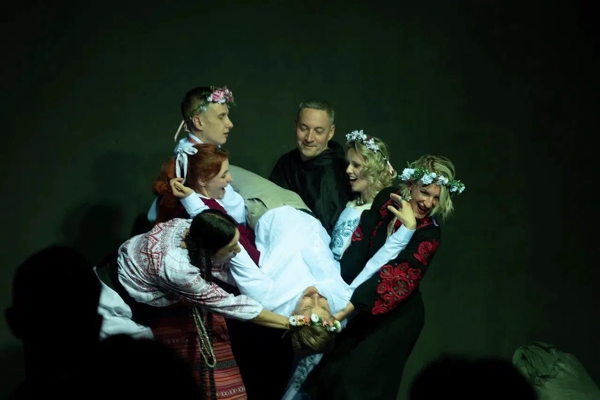 Спектакль "ВЕДЬМЫ ГОГОЛЯ"