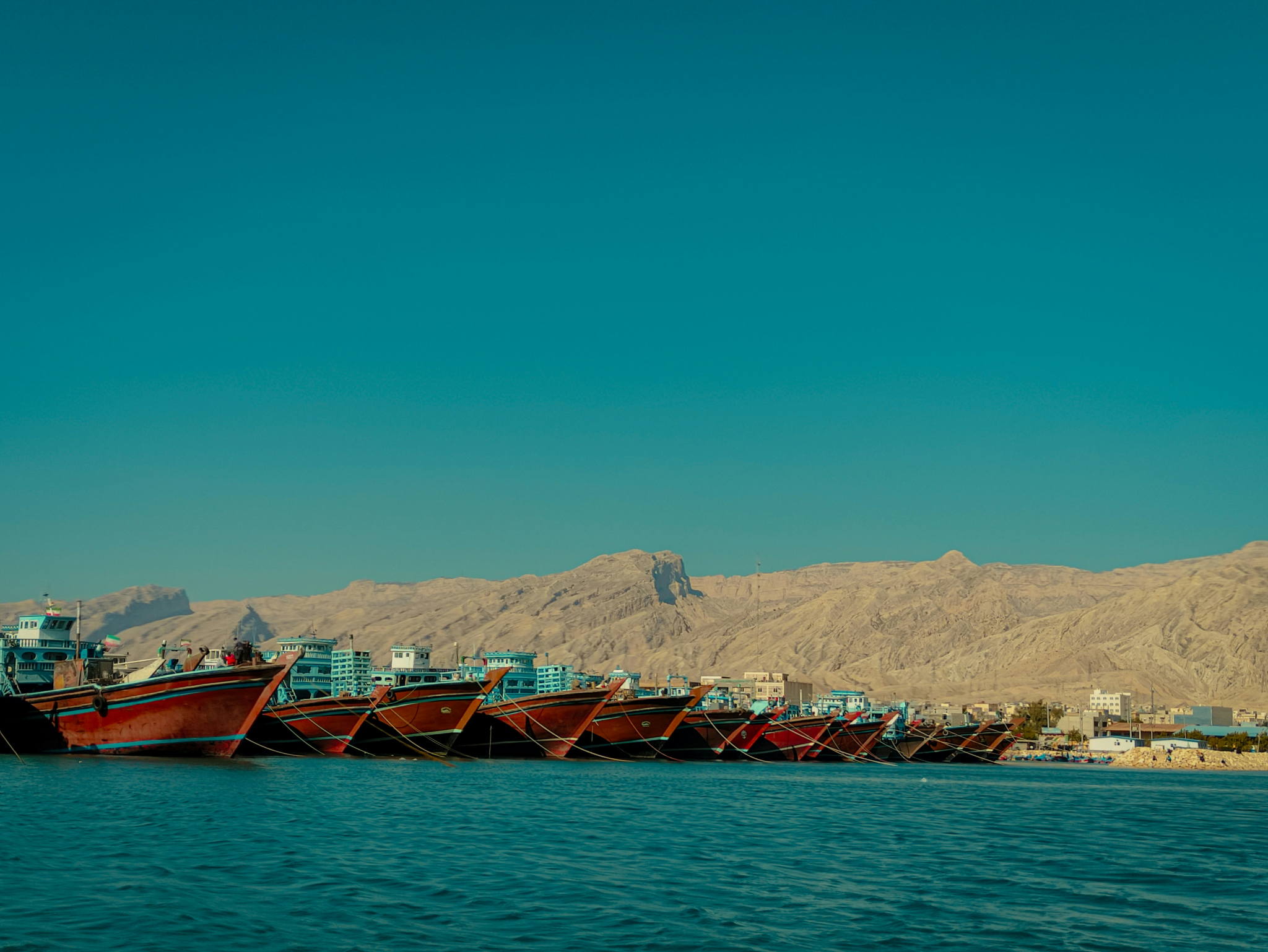 Экспортируйте в страны Персидского залива. Как сертифицировать оборудование для нефте-газового сектора с целью продаж в страны Персидского залива