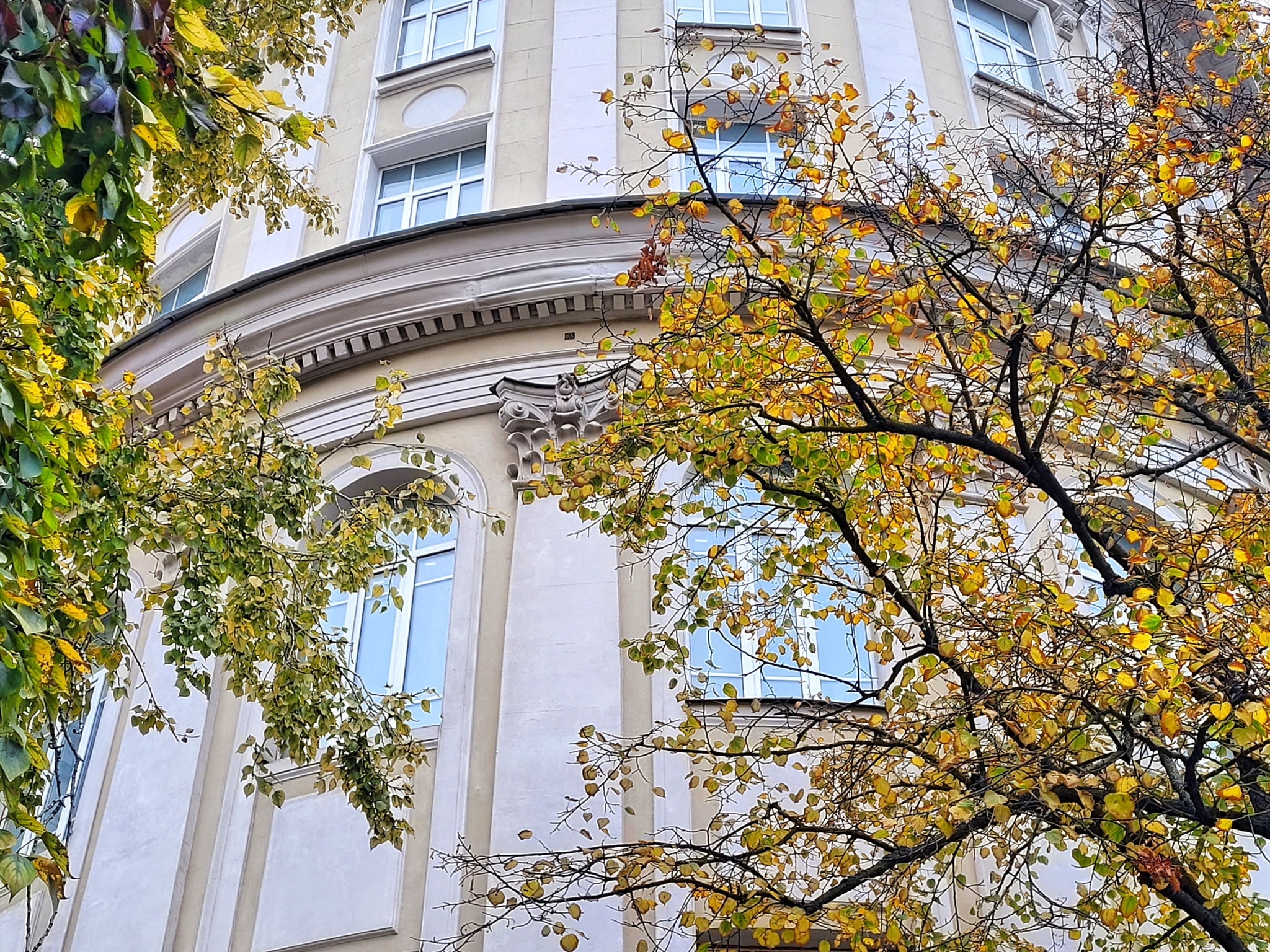 Авторская экскурсия «Серебряная миля Москвы. Гуляем по Хамовникам»