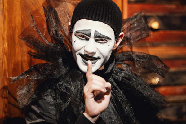 Театрализованный концерт «Вертинский. Путешествие русского Пьеро»