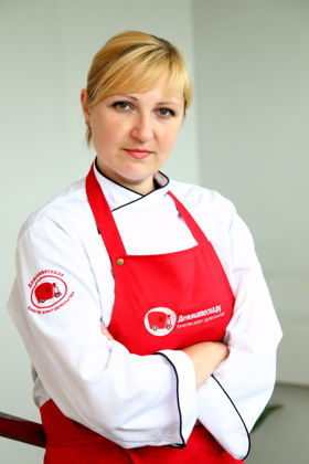 Шеф повар Юлия Маркова