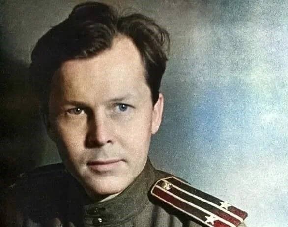 Литературная гостиная «Ромашка Победы. Семейная история войны. А. Т. Твардовский»
