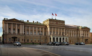 Юные краеведы. Законодательный Петербург