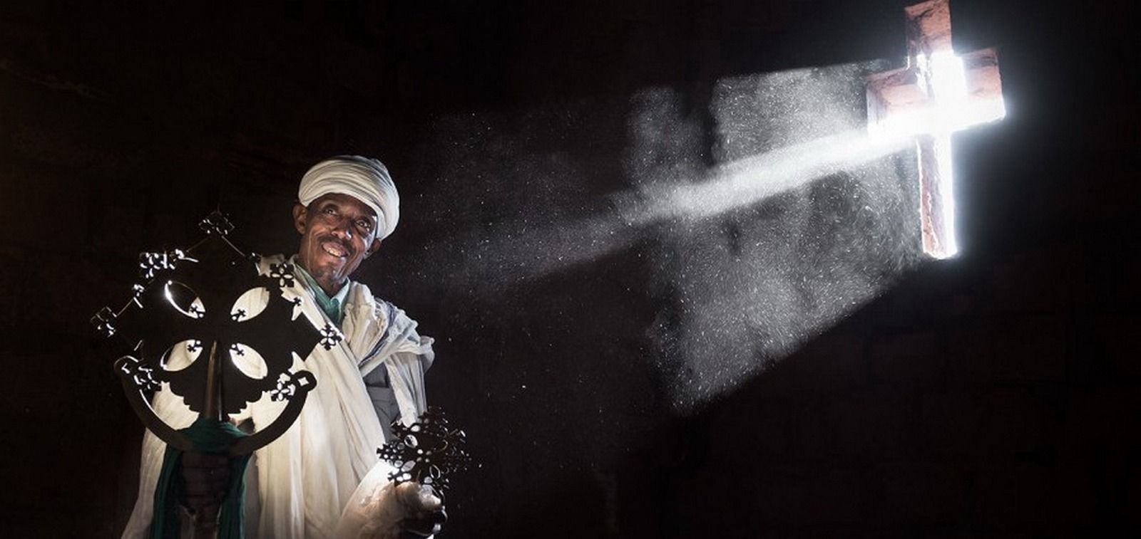 Экскурсия по выставке «У истоков христианства». Выставка посвящена истории и культуре стран античного христианства. Экскурсию проведет кандидат исторических наук, религиовед М.В. Палеолог