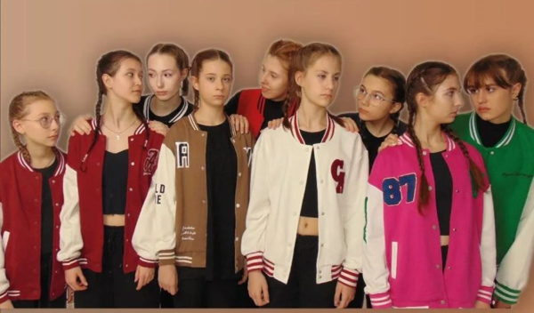 Спектакль "Прости нас, Чучело..."