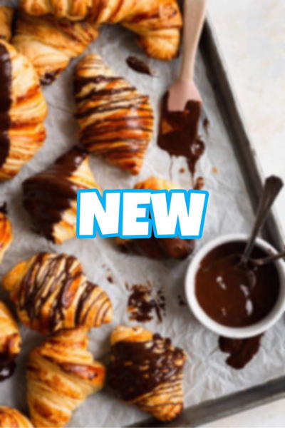 Шоколадный круассан и какао